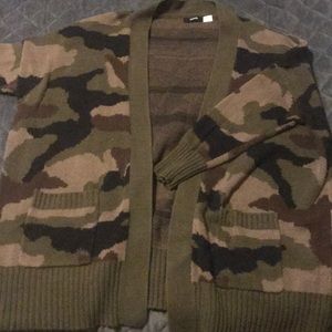 BDG camo cardigan